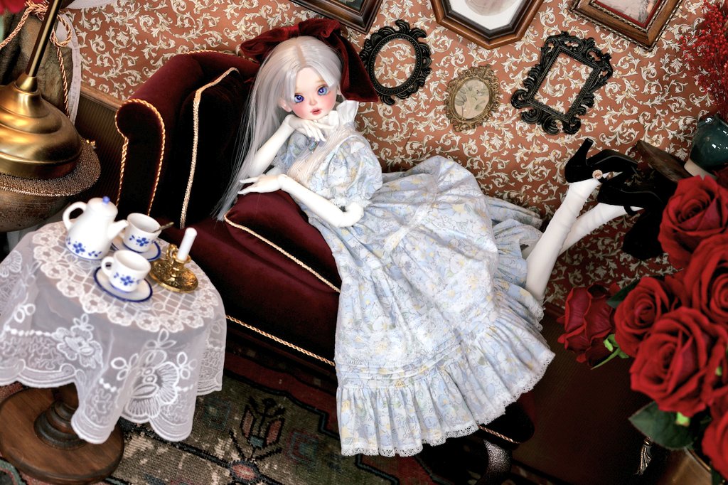 두 닝교 프로필 사진....이 필요해서 찍었는데 생각해보니 담씨는 곧 세수시킬거라 나중에 또 새로 찍어줘야겟다 
암튼 키티는 말괄량이 곤듀님인걸로^^