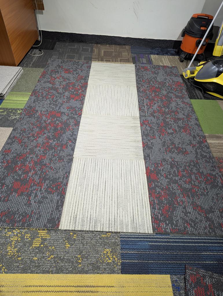 ck_sons's tweet photo. The act of installing three or four square meters in the middle of your space is called center carpet flooring.
This is done when you choose to have a unique center carpet....we do this perfectly with our carpet https://t.co/BRFQ9nSCea us on 0707238217 for your orders..... https://t.co/oc5a6Z6a2l