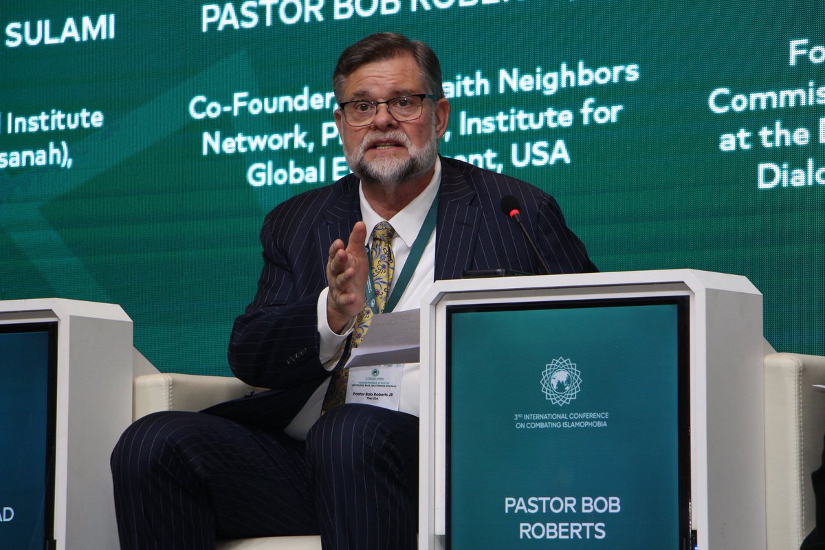 iicbaku2025's tweet photo. Breakout Session (B2): Islamophobia in Different Contexts – Regional Perspectives was moderated by Mr. Mohammad Al Sulami, Head of the International Institute for Iranian Studies (Rasanah), Saudi Arabia.
#iicBaku2025 #GlobalSolidarity #PartnersForPeace #Islamophobia https://t.co/99q8XVxzL8