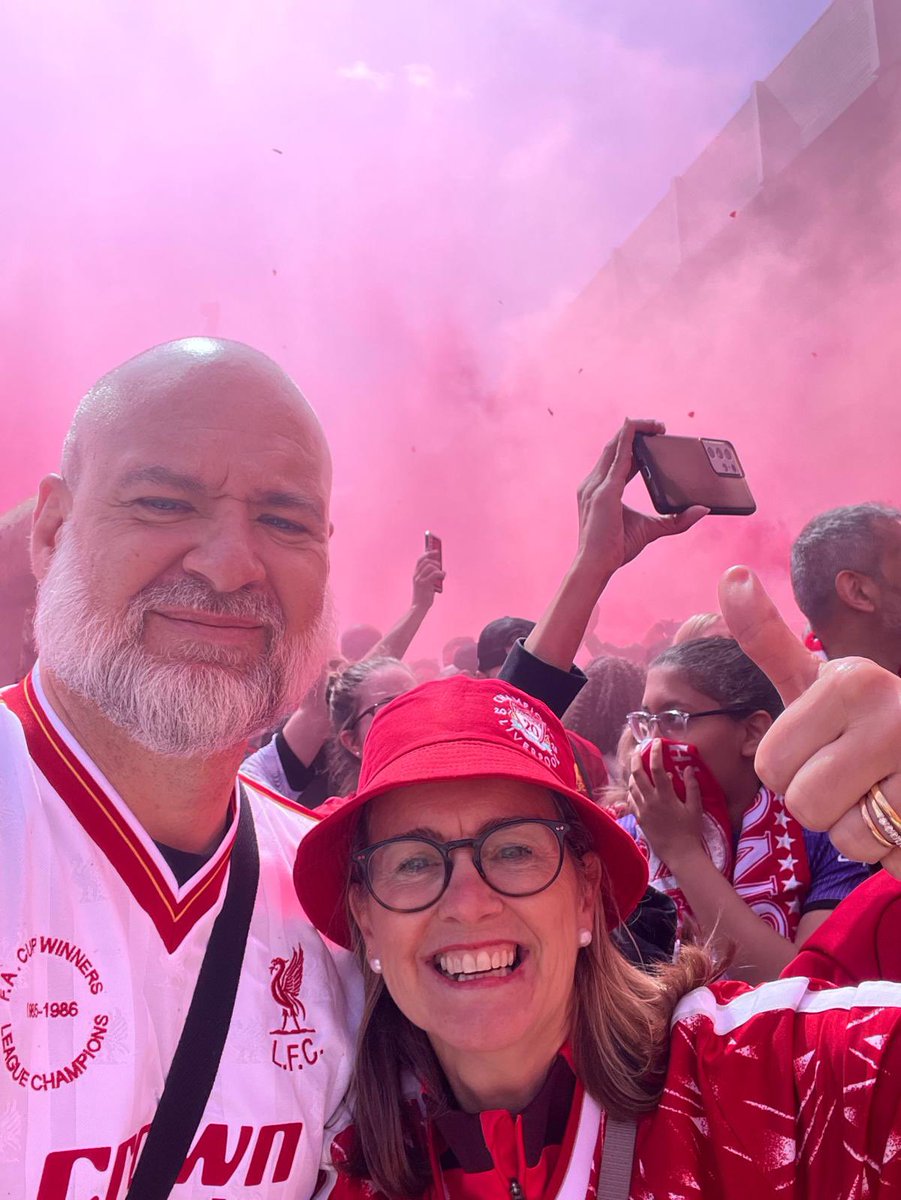 Gib1Wayne's tweet image. What a weekend so far #YNWA certainly worth the trip from Gibraltar 🇬🇮 #ForwardAlwaysForward #MentalHealthMatters