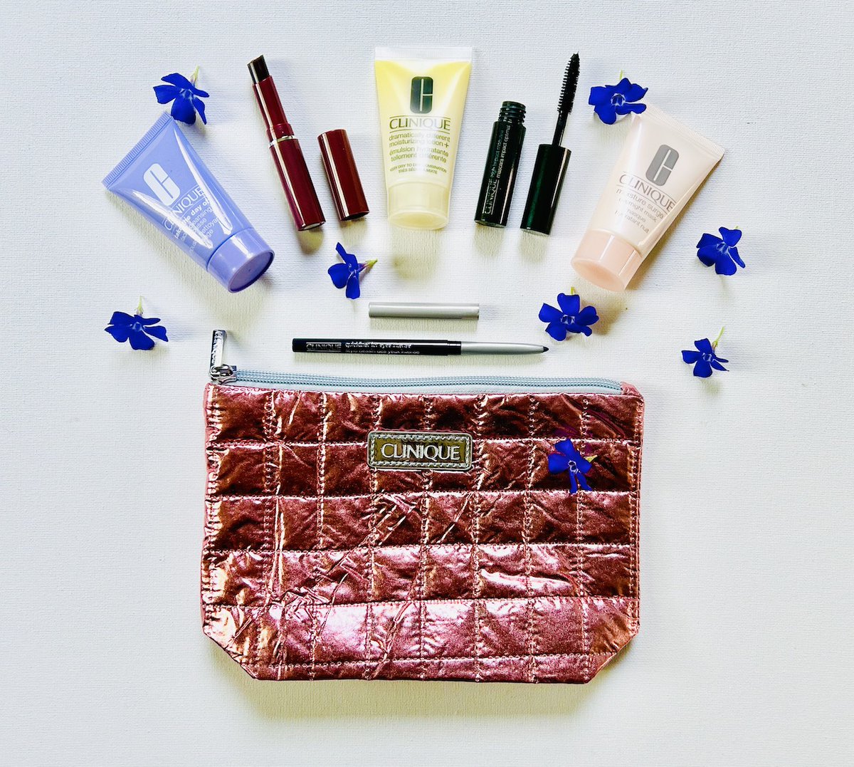 dave lackie (@davelackie) on Twitter photo It’s time for a Clinique SPEED DRAW! In 30 minutes I’m drawing for this 7-piece Gift-With-Purchase (with a value of $90) (It’s free today with any $75 Sephora Canada online purchase. To enter, follow <a href="/davelackie/">dave lackie</a> & RT #CLINIQUEsephoraGWPDAY It’s time for a Clinique SPEED DRAW! In 30 minutes I’m drawing for this 7-piece Gift-With-Purchase (with a value of $90) (It’s free today with any $75 Sephora Canada online purchase. To enter, follow <a href="/davelackie/">dave lackie</a> & RT #CLINIQUEsephoraGWPDAY