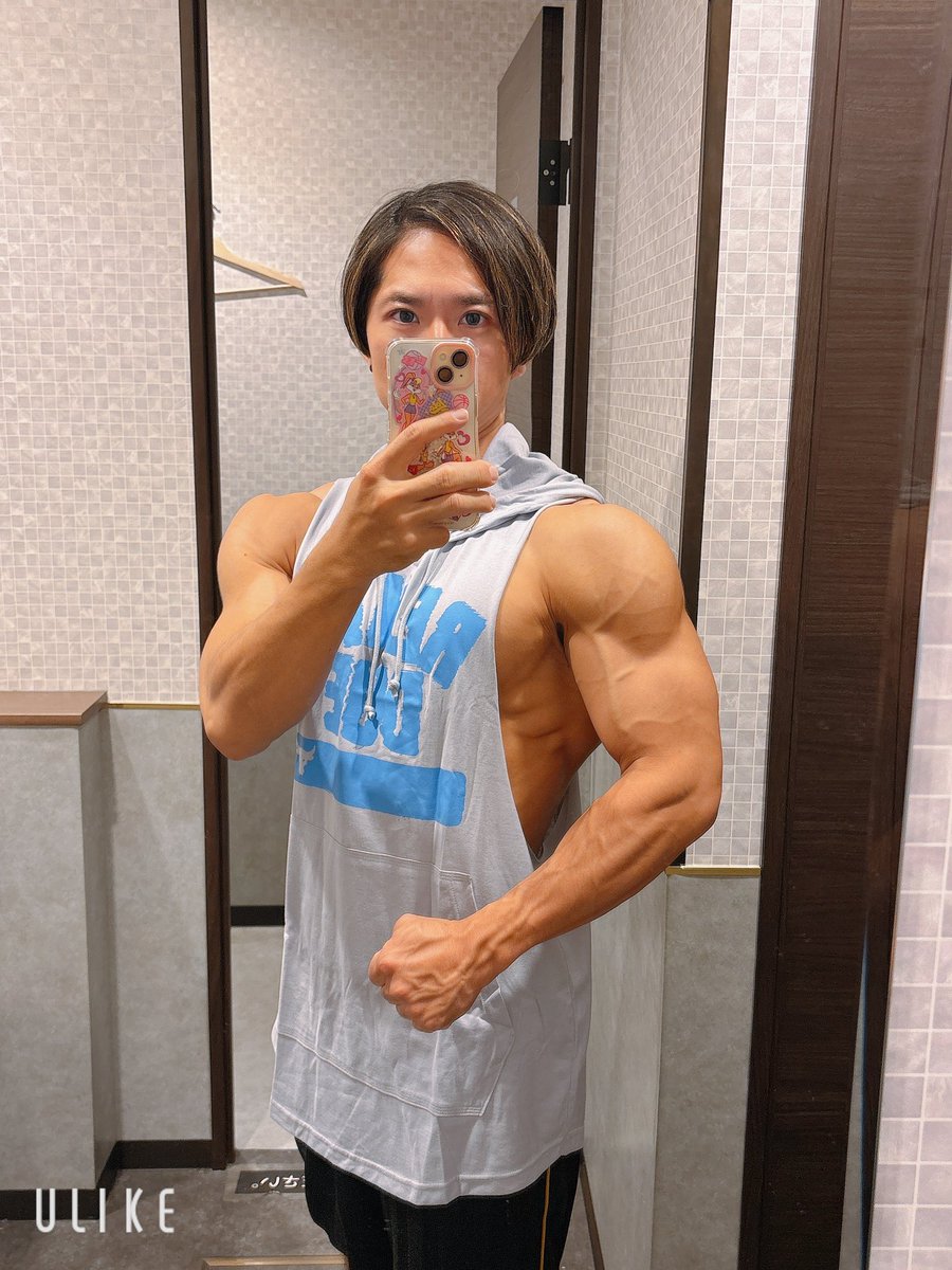 leondayo0828's tweet photo. 体脂肪5%の体(笑)
#JBBF #神奈川オープン #減量末期 #筋トレ好き https://t.co/TxQfYP6UHv