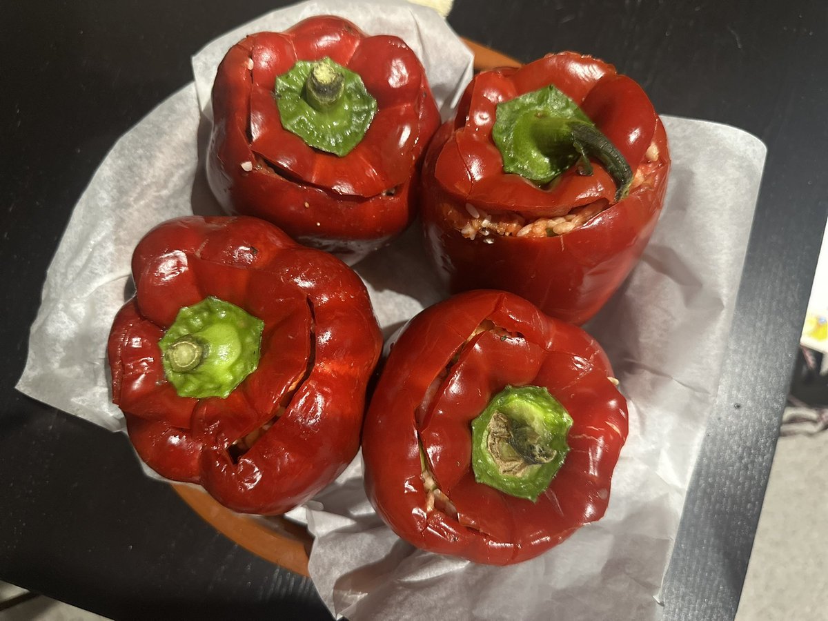 Cafarnaüm 🦋 tweet media