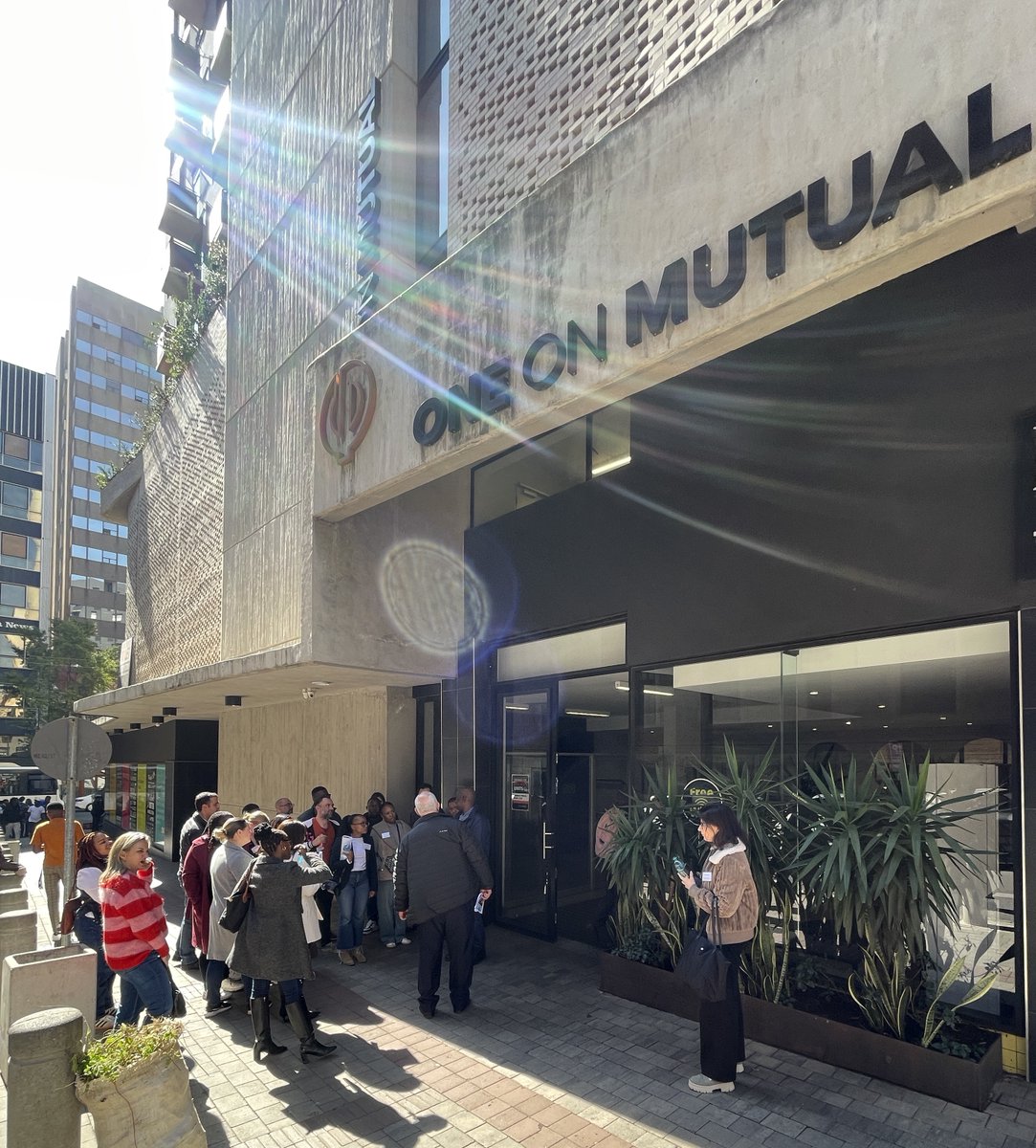 Last week, Octodec hosted an exclusive site tour in Tshwane, spotlighting Yethu City, our new pilot. Thanks to all guests for joining the on-site look at our residential and retail assets — a showcase of 60  years of urban development expertise. 
#OCT #SAREIT #Tshwane #YethuCity