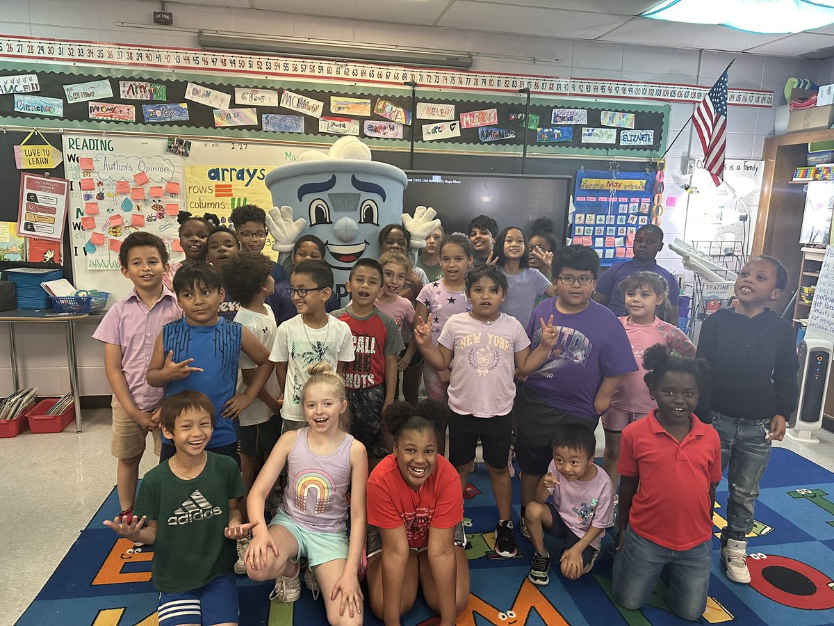 Omaira Acevedo (@omairaacevedo15) on Twitter photo Another school year went by! I am sure going to miss these sweet, smart and funny kids! <a href="/GutermuthES/">Gutermuth Elementary</a> Another school year went by! I am sure going to miss these sweet, smart and funny kids! <a href="/GutermuthES/">Gutermuth Elementary</a>