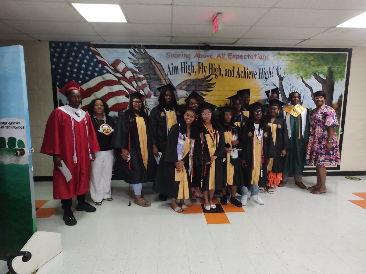 McCrorey-Liston School of Technology (@mccroreyliston) on Twitter photo Our former <a href="/McCroreyListon/">McCrorey-Liston School of Technology</a> Eagles take their final walk. Congratulations #FCHSClassof2025 #walkdownmemorylane Our former <a href="/McCroreyListon/">McCrorey-Liston School of Technology</a> Eagles take their final walk. Congratulations #FCHSClassof2025 #walkdownmemorylane