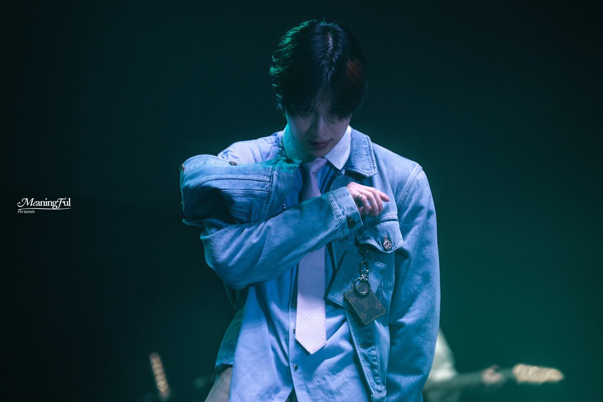 Meaningful_TM's tweet photo. 오이콘 #태민 https://t.co/GigITRFdYA