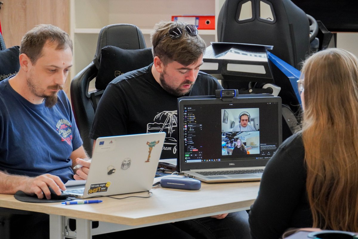 Testirani su kandidati za edukaciju programa #Unity i #Blender! Nije bilo lako odabrati – broj prijava bio je znatno veći od dostupnih mjesta, no pisano testiranje i razgovori odlučili su tko ulazi među 40 odabranih. Sretno novim polaznicima! 🤞