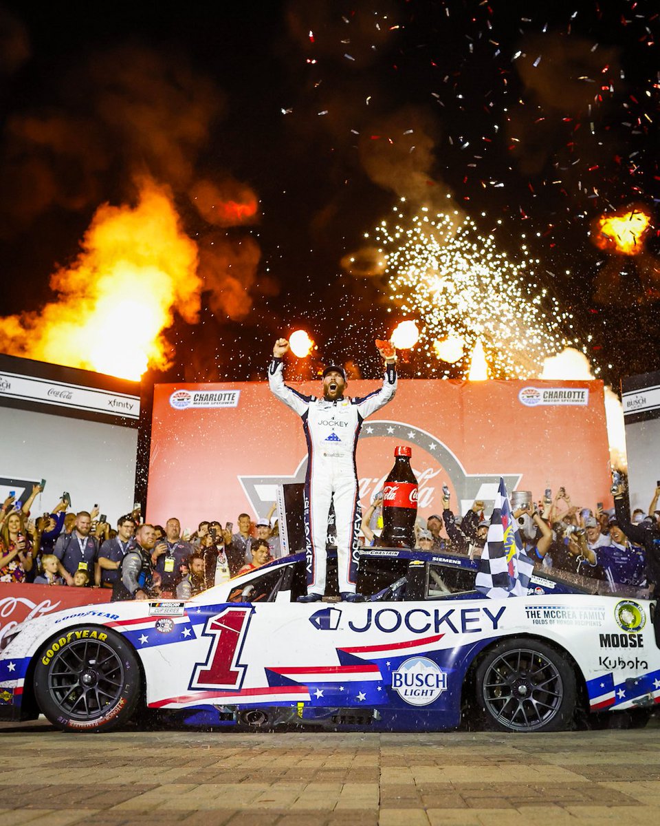 Charlotte Motor Speedway tweet media