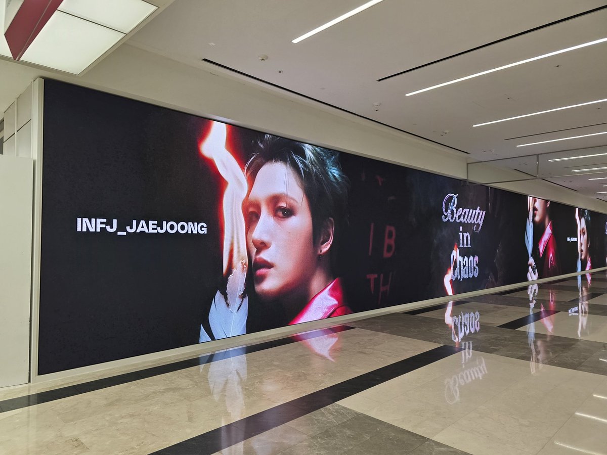 💚오늘도 재중재중 김재중💚
너와 함께~✨️🎸

#김재중 #코엑스 #coex #케타포 #케이타운포유