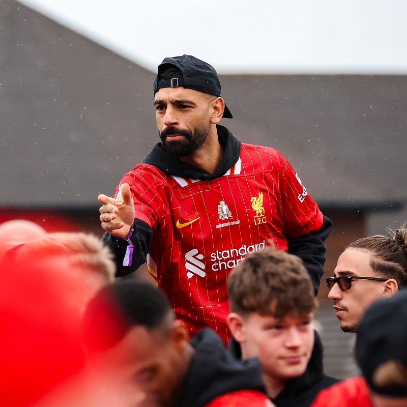 LFC's tweet photo. The Reds are on the move 🤩🔴 #LFCChampions

Tune in LIVE to our parade celebrations ⤵️