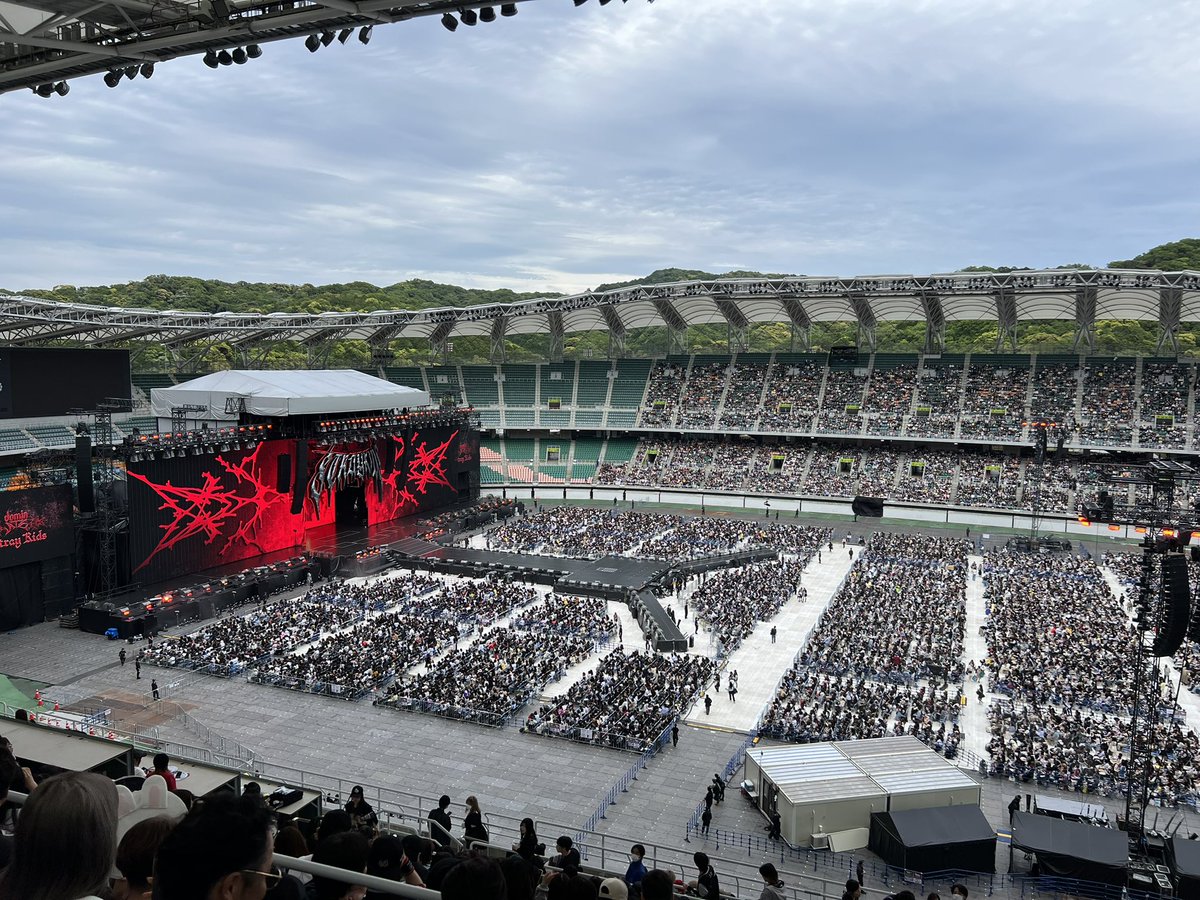 Haubi3093's tweet photo. Can’t believe I got to see them in Japan 🤩 still feels unreal
#StrayKids_dominATE_JAPAN 
#StrayKids https://t.co/qFQ2EhyS1R