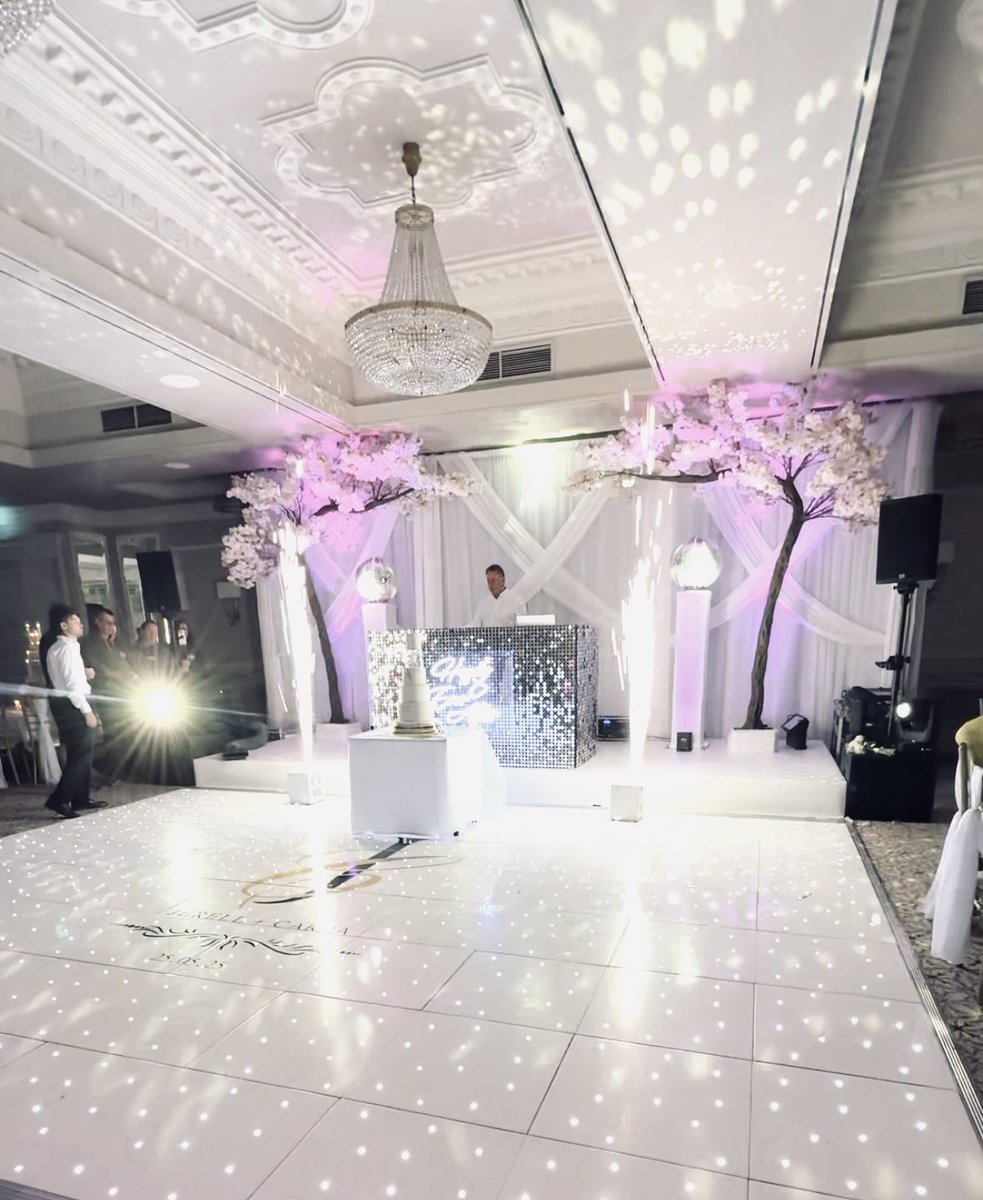 LOVELIGHT tweet media