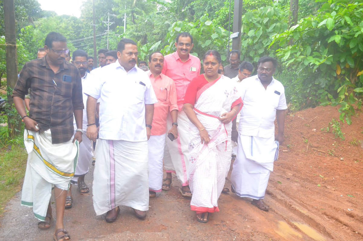 Sobha Surendran (@sobhabjp) on Twitter photo เดเตเดฒเตเดฒเด เดคเตเดเตเดเตเดตเดฟเตฝเดตเดเตเดเด เดเตเดฐเดฟเดเตเดเตเดฃเดคเตเดคเต เดฎเดเตเดเดชเดฟเดคเตเดค เดฌเดพเดงเดฏเต เดคเตเดเตผเดจเตเดจเต เดฎเดฐเดฃเดชเตเดชเตเดเตเด เดฎเตเดจเดพเดเตเดทเดฟเดฏเตเดเตเดฏเตเด, เดจเตเดคเตเดตเดฟเดจเตเดฑเตเดฏเตเด เดตเตเดเต เดธเดจเตเดฆเตผเดถเดฟเดเตเดเต. เดคเตเดเตผเดจเตเดจเต เดชเตเดฐเดฆเตเดถเดคเตเดคเต เดเตเดเตเดเดฌเดเตเดเดณเตเดเต เดฆเตเดฐเดตเดธเตเดฅเดฏเตเดเตเดเตเดณเตเดณ เดชเดฐเดฟเดนเดพเดฐเด เดเดพเดฃเดพเตป เดเดฟเดฒเตเดฒเดพ เดธเตผเดตเตเดตเดเดเตเดทเดฟ เดฏเตเดเด เดตเดฟเดณเดฟเดเตเดเดฃเดฎเตเดจเตเดจเต เดเดฟเดฒเตเดฒเดพ เดเดณเดเตเดเดฑเต เดธเดจเตเดฆเตผเดถเดฟเดเตเดเต เดเดตเดถเตเดฏเดชเตเดชเตเดเตเดเต. เดเตเดฒเตเดฒเด เดคเตเดเตเดเตเดตเดฟเตฝเดตเดเตเดเด เดเตเดฐเดฟเดเตเดเตเดฃเดคเตเดคเต เดฎเดเตเดเดชเดฟเดคเตเดค เดฌเดพเดงเดฏเต เดคเตเดเตผเดจเตเดจเต เดฎเดฐเดฃเดชเตเดชเตเดเตเด เดฎเตเดจเดพเดเตเดทเดฟเดฏเตเดเตเดฏเตเด, เดจเตเดคเตเดตเดฟเดจเตเดฑเตเดฏเตเด เดตเตเดเต เดธเดจเตเดฆเตผเดถเดฟเดเตเดเต. เดคเตเดเตผเดจเตเดจเต เดชเตเดฐเดฆเตเดถเดคเตเดคเต เดเตเดเตเดเดฌเดเตเดเดณเตเดเต เดฆเตเดฐเดตเดธเตเดฅเดฏเตเดเตเดเตเดณเตเดณ เดชเดฐเดฟเดนเดพเดฐเด เดเดพเดฃเดพเตป เดเดฟเดฒเตเดฒเดพ เดธเตผเดตเตเดตเดเดเตเดทเดฟ เดฏเตเดเด เดตเดฟเดณเดฟเดเตเดเดฃเดฎเตเดจเตเดจเต เดเดฟเดฒเตเดฒเดพ เดเดณเดเตเดเดฑเต เดธเดจเตเดฆเตผเดถเดฟเดเตเดเต เดเดตเดถเตเดฏเดชเตเดชเตเดเตเดเต.