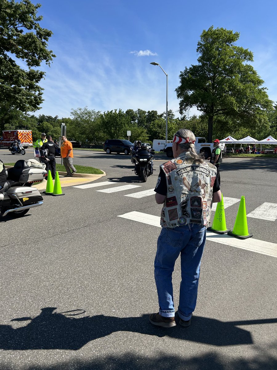 B.A.R. (@abate_albany) on Twitter photo Remember those who made the ultimate sacrifice ๐ซก๐บ๐ธ <a href="/RollToRemember/">Rolling To Remember</a> <a href="/RTWashDC/">Rolling Thunder DC</a> Remember those who made the ultimate sacrifice ๐ซก๐บ๐ธ <a href="/RollToRemember/">Rolling To Remember</a> <a href="/RTWashDC/">Rolling Thunder DC</a>