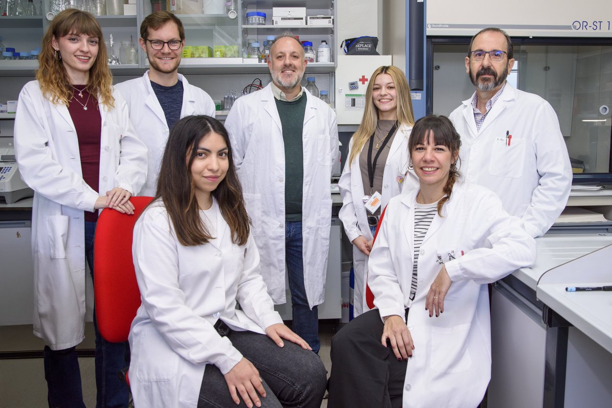 Fundación contra la Hipertensión Pulmonar (@fundacionhp) on Twitter photo ¡El Dr. Eduardo Oliver del <a href="/CIB_CSIC/">CIB Margarita Salas (CSIC)</a> gana la Beca de Investigación FCHP 2024!
Su proyecto sobre biomarcadores en #HipertensiónPulmonar ha sido el seleccionado entre 15 propuestas.
+585.000 € destinados a investigación desde 2008.
📅 Entrega: 5 de junio en el CSIC.
#BecaFCHP ¡El Dr. Eduardo Oliver del <a href="/CIB_CSIC/">CIB Margarita Salas (CSIC)</a> gana la Beca de Investigación FCHP 2024!
Su proyecto sobre biomarcadores en #HipertensiónPulmonar ha sido el seleccionado entre 15 propuestas.
+585.000 € destinados a investigación desde 2008.
📅 Entrega: 5 de junio en el CSIC.
#BecaFCHP