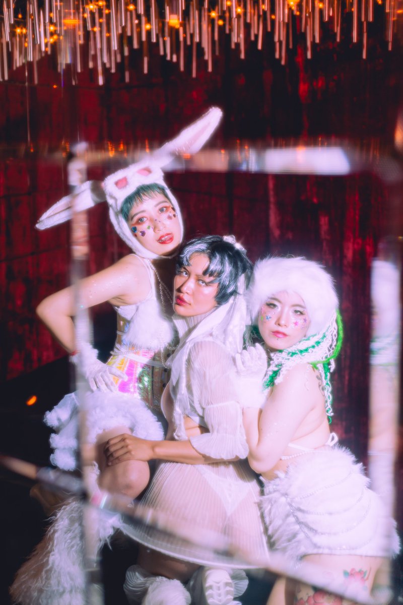 xutatanezzzx's tweet photo. #fpn18 🐰🪽🫧
@givemechoco86 @minenorie @jail_tamaki https://t.co/jyclcmh0w3