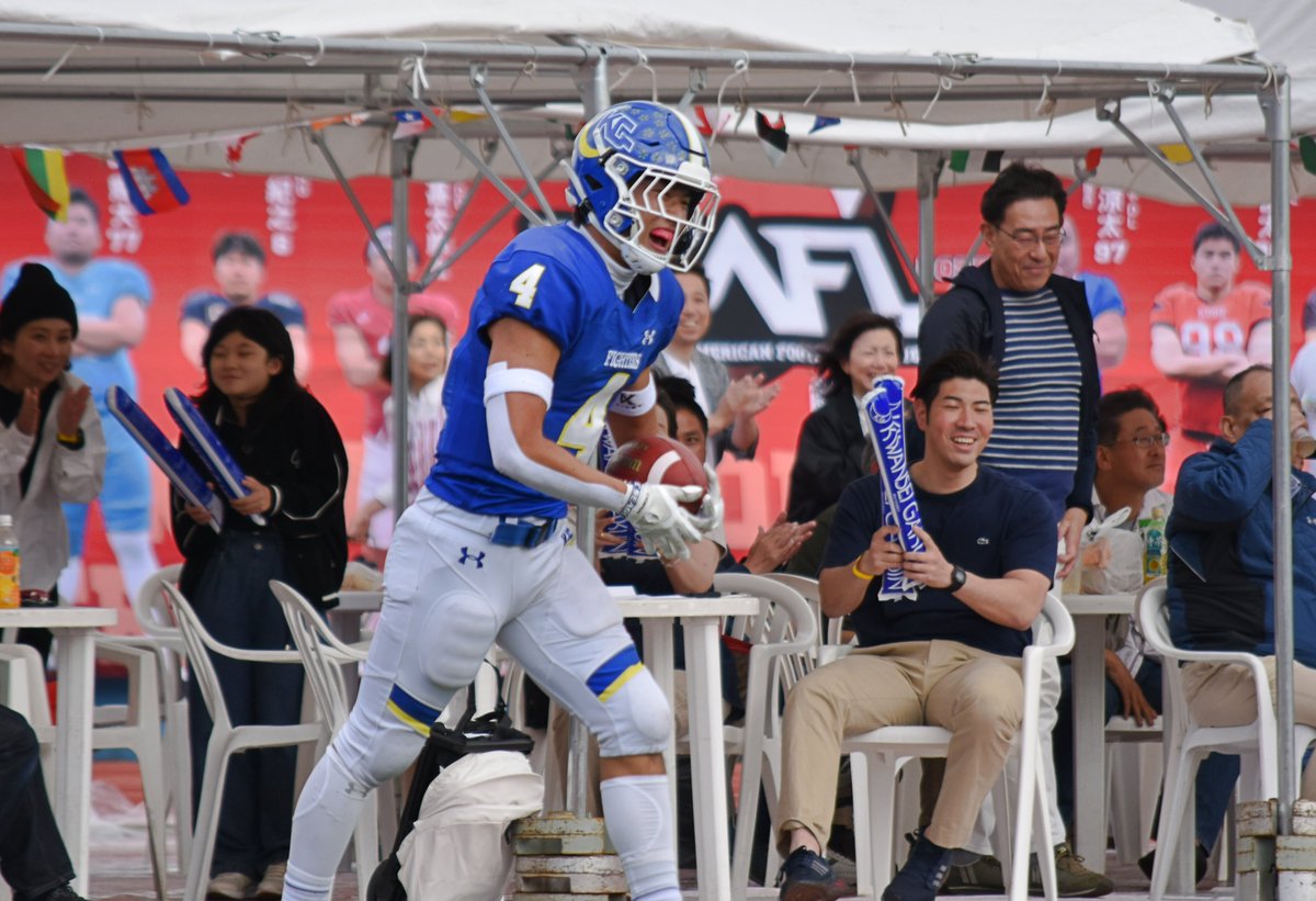 関西学院大 17-9 関西大（5/25）
関学WR小段天響（3年､大産大附）
5キャッチ82yd､2TD