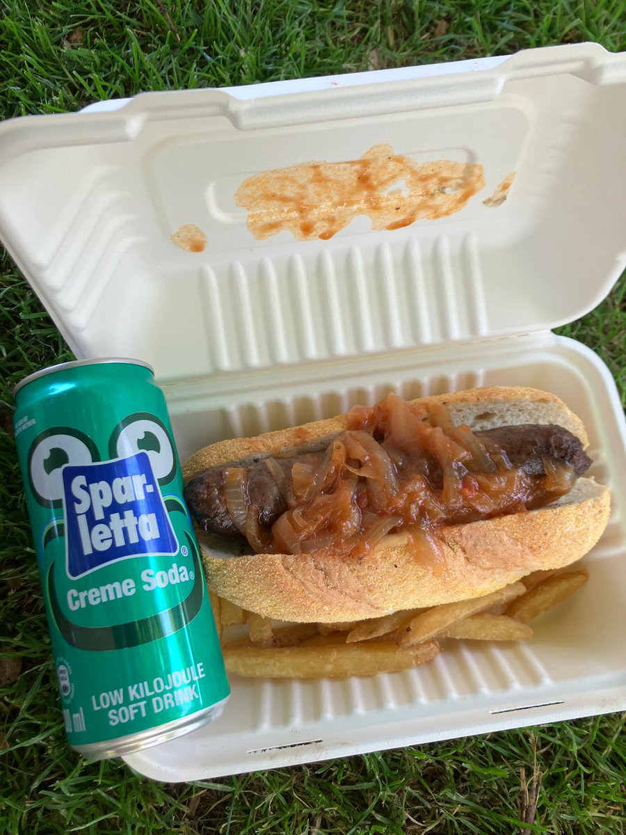 ReheatzSDG's tweet image. Happy #AfricaDay2025 from REHEATZ! Team member Eleanor M-U attended the Dublin City celebrations at @rhkopw, where there were performances all day (no nshima, but her food does have a clue about REHEATZ' next visit👀). Thank you to @Irish_Aid for organising the event!