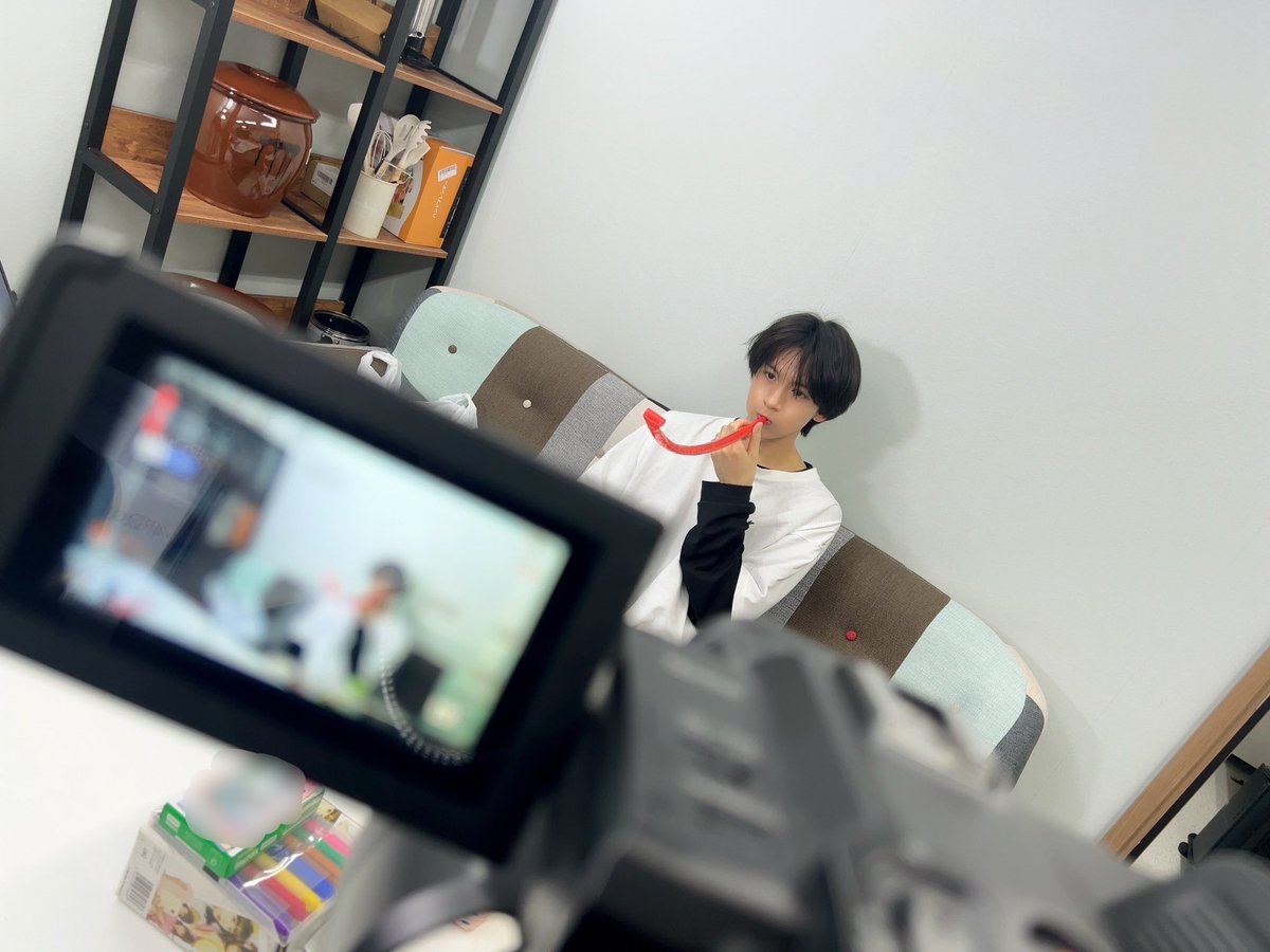 sato_takamichi's tweet photo. TAKAMICHI CHANNEL
 第19回

#みちめん のみんな！

ありがとうございました！！

最初機材トラブルで配信開始されずで申し訳ございませんでした…🙇‍♂️

いつもたくさんのコメント、お便りありがとうございます！！

これからもたくさんの物語に、役に巡り合えるよう頑張ります！

#たかみへの道 https://t.co/TrExH9hKBZ