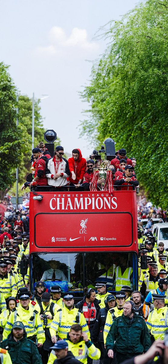 snappedlfc's tweet photo. 📱🏆 𝗖𝗛𝗔𝗠𝗣𝗜𝗢𝗡𝗦 🏆📱 https://t.co/6Qb9gP8wzM