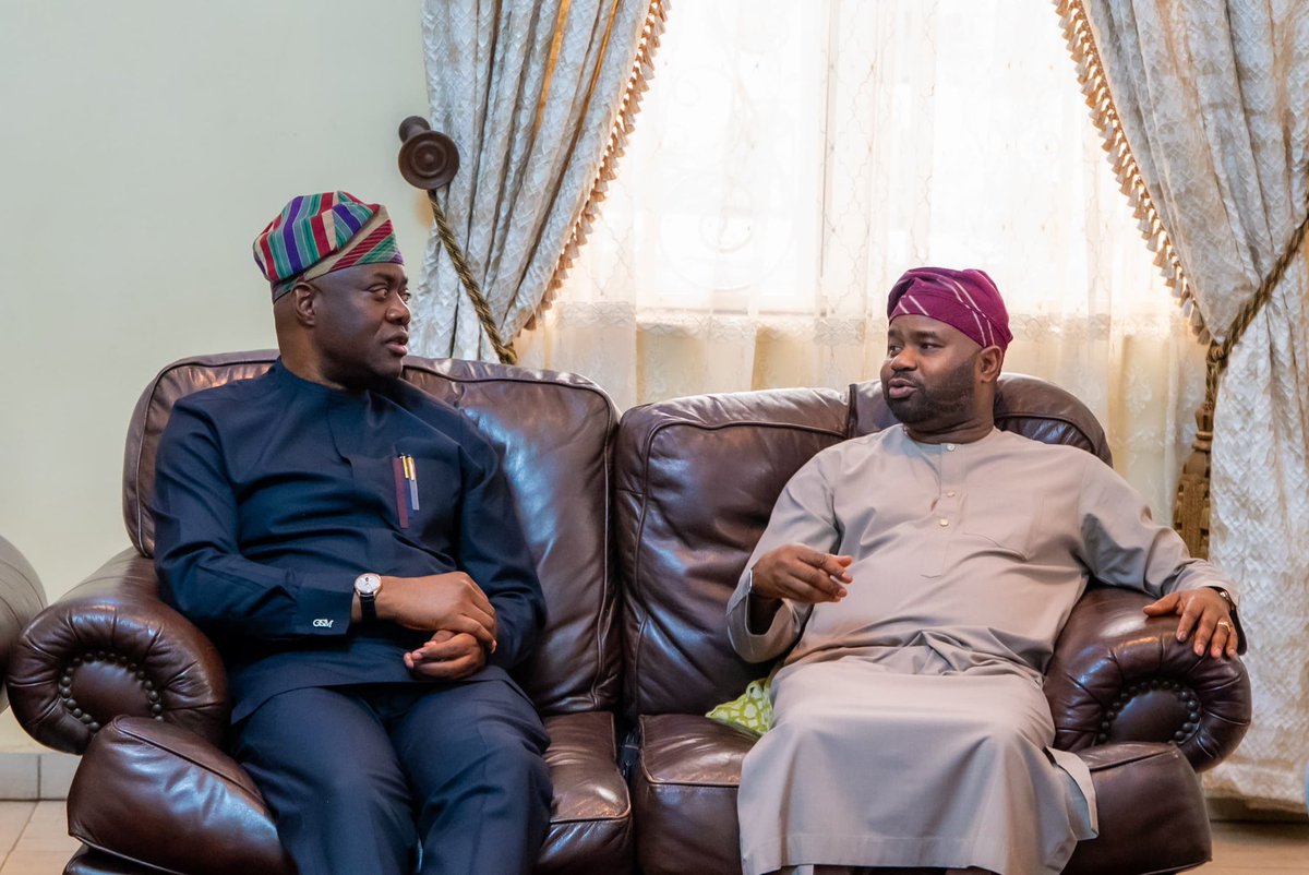 mrlurvy's tweet photo. ECFIRS Zacch A. Adedeji PhD meets Oyo State Governor, Seyi Makinde today at the 157th Meeting of the Joint Tax Board in Ibadan.

Details soon. https://t.co/y7jBeYYZaT