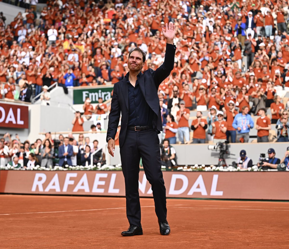 Amitsupa's tweet photo. My forever champion King of Clay Rafael Nadal @RafaelNadal
You weren’t just a tennis player, you were passion, grit and heart personified. Watching you was a lesson in resilience and grace. 

Thank you, Rafa for an incredible journey and 22 unforgettable Grand Slam titles.

#rafa https://t.co/dzxEP8ZSPg