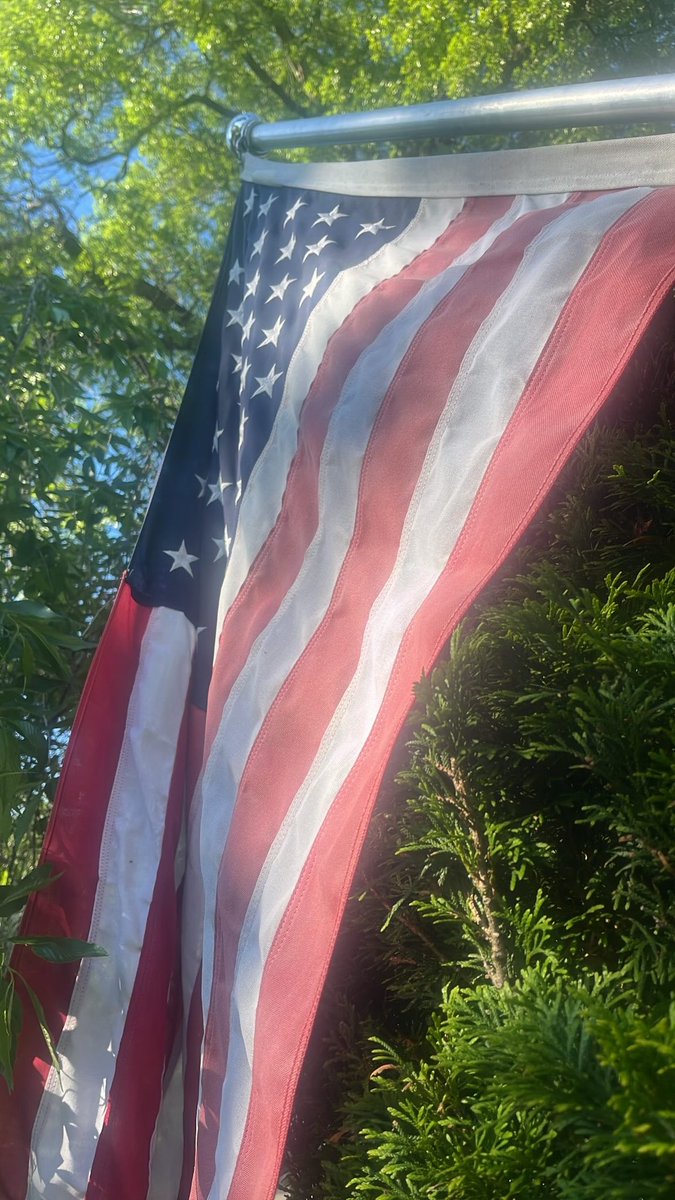 leftyedit's tweet image. Summit Memorial Day parade is special.