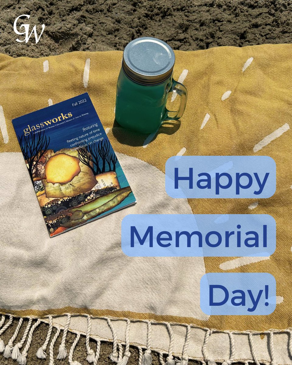 Whether you're down the shore or having a backyard BBQ, we hope you're enjoying your Memorial Day weekend! ☀️ 
.
#MemorialDay #LitMag #AmReading #BeachReads