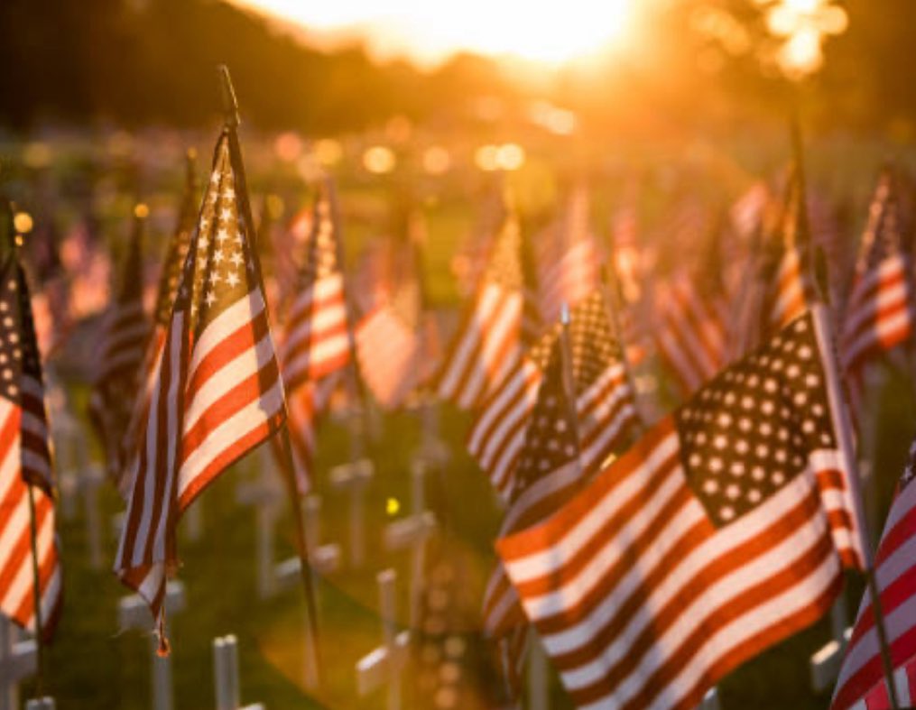 We thank all of those who sacrificed for our country. 🇺🇸