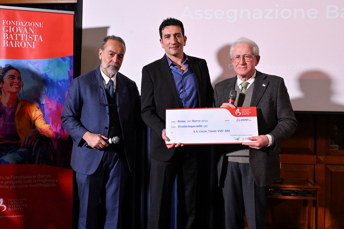 🏆 I Bandi della #FondazioneBaroni sostengono la <a href="/LazioNuoto/">SS Lazio Nuoto</a>, eccellenza dello sport italiano.

🤽‍♂️ Il progetto premiato regala un sogno agli atleti paralimpici, con una squadra integrata di pallanuoto, di giocatori con e senza disabilità.

🔗 Per info: fondazionebaroni.it/bando/s-s-lazi…