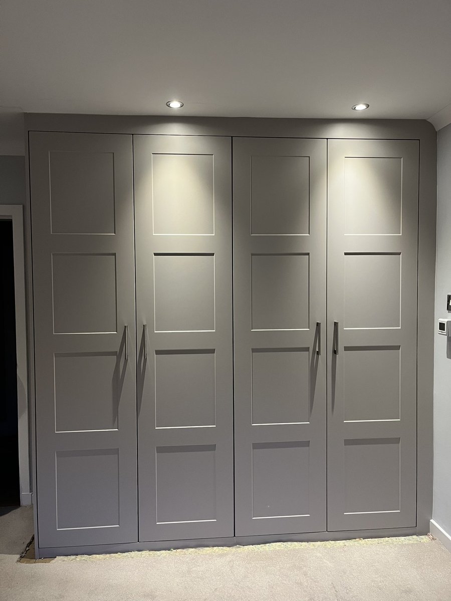 lussobedrooms1's tweet photo. We just love this bespoke wardrobe we have designed and fitted for our customer.😍😍😍lussobedrooms@outlook.com 07766410805 or 07768595755 https://t.co/zRQLW4SXUw #Glasgow #Newtonfarm #Wallacefields #Ellingwood #Broomhouse #Castlegardens #Maidenhill #Lussobedrooms #Landsdale https://t.co/tIOjDVLnFG