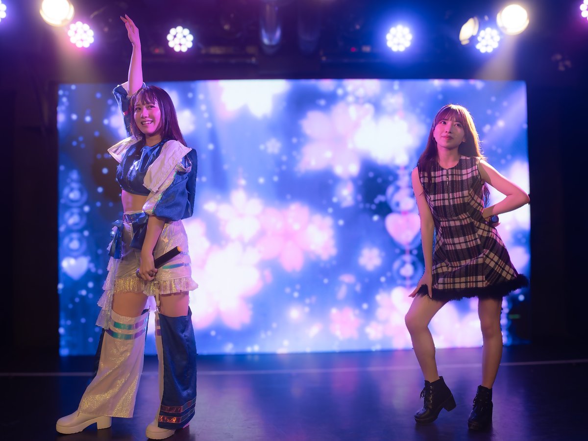 momo9999XYZ's tweet photo. 2025/05/24
『LEVEL7 CUCA生誕&卒業ライブ』
📍新宿DHNoA
#LEVEL7 @LEVEL7_koshiki
#LEVEL7を広めよう
#CUCA生誕2025
❤️💙#大きい瞳(モーニング娘。)
#CUCA❤#LEVEL7_CUCA #くーかふぇ❤
#LINO💙#LEVEL7_LINO https://t.co/ZMTejkaq39