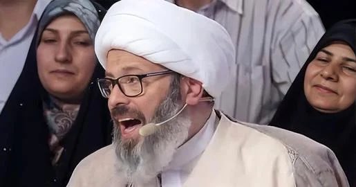 حاج آقا شما مگر تشریف نبردی عربستان برای مراسم حج پس این قمارخانه، مراکز فحشا و کنسرت رکیک که میفرمایید رو از کجا دیدین؟!😉