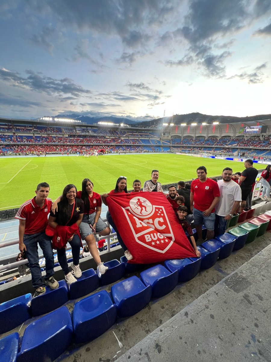 Una fecha más al lado del rojito, como toda la temporada. 

Ahora se vienen finales y este martes una batalla más, acompáñanos y vivamos juntos la pasión por el rojo. 

¡Vamos América! 

#SomosFamilia