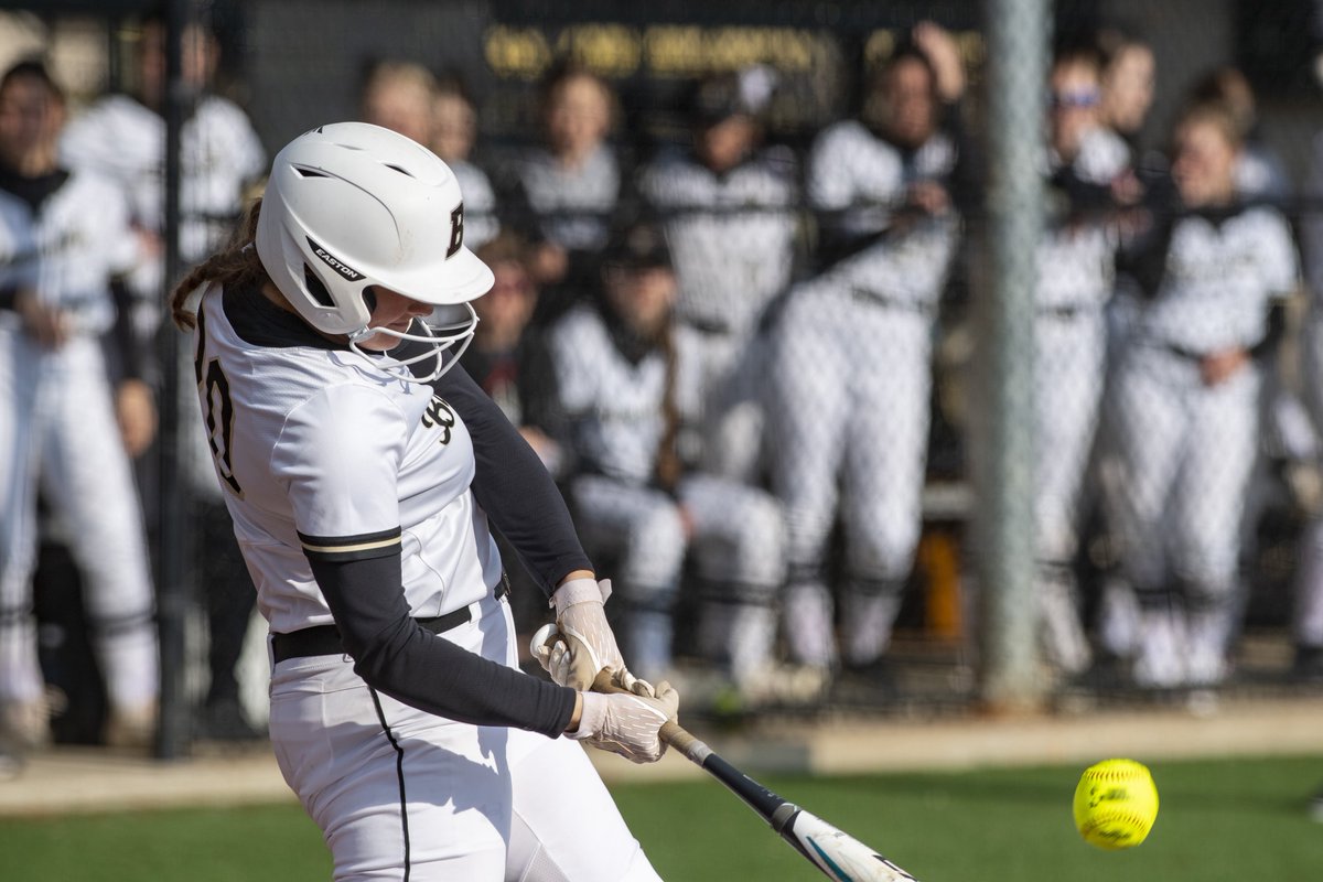The IHSAA softball sectional begins today

SW Indiana preview: courierpress.com/story/sports/h…

Schedule: courierpress.com/story/sports/h…