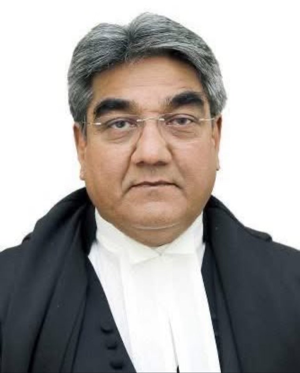 न्यायमूर्ति जस्टिस श्री विजय बिश्नोई जी ( मुख्य न्यायाधीश गुवाहटी हाईकोर्ट ) को सुप्रीम कोर्ट में न्यायाधीश बनने की बहुत बहुत बधाई और हार्दिक शुभकामनाएँ 💐💐 #SupremeCourtofIndia #vijayvishnoi