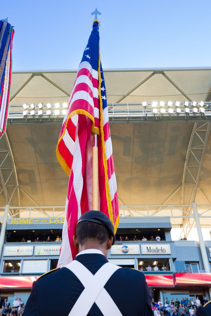 Today, we remember and honor those who gave their lives for our country. May we never forget their sacrifice 🇺🇸

📸: <a href="/LAGalaxy/">LA Galaxy</a> - <a href="/dignityhealthsp/">Dignity Health Sports Park</a>