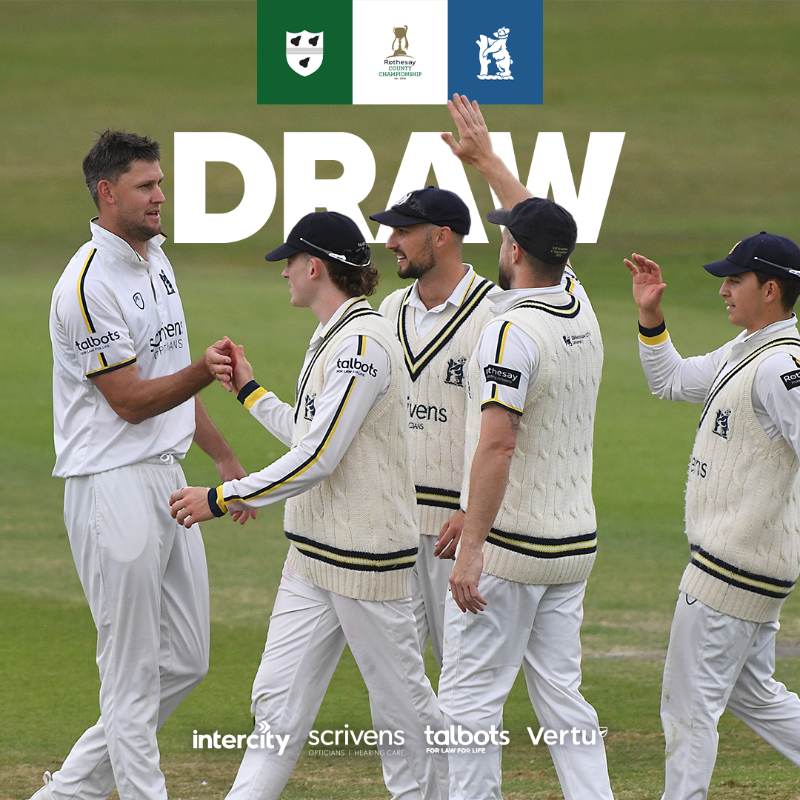 WarwickshireCCC's tweet photo. ๐๐ฒ๐ฎ๐ฟ๐ ๐๐ฟ๐ฎ๐.
Match abandoned. 11 points secured.
Match Centre ๐บ https://t.co/2hoHwgCios
๐ป#YouBears | #WORvWAR https://t.co/1rmRdhhVPI