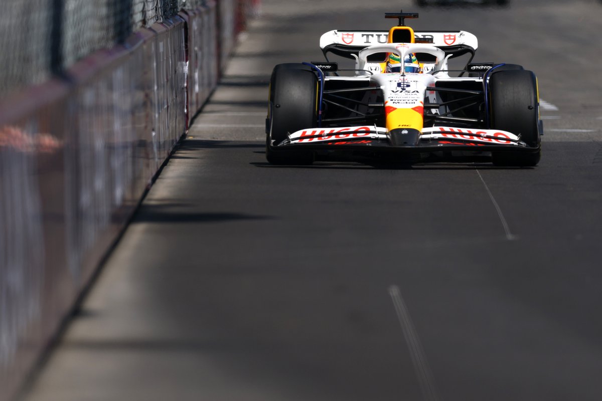 A tough race in Monaco for Max Verstappen, who brought it home in P4 after a tricky two-stop strategy. But it was a standout performance from Isack Hadjar, claiming his best-ever F1 finish in P6!  ⭐️👏🏁
Yuki Tsunoda was on 17th.

سباق صعب في موناكو لـ ماكس فيرستابين، أنهى فيه
