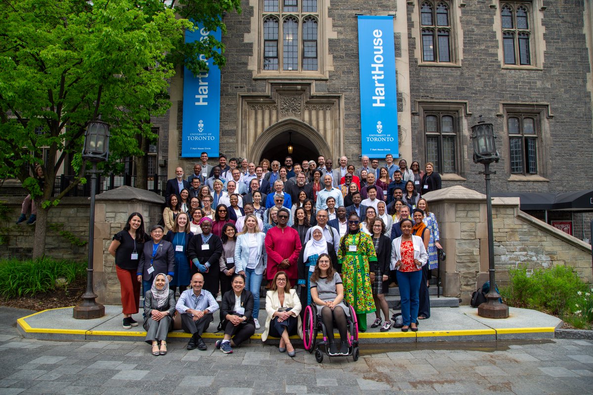 🌍 Earlier this month, DFCM in collaboration with the Office of Health System Partnerships (OHSP), were proud to host the first-ever Starfield Summit outside the U.S. at UofT!

Learn more about the Summit: bit.ly/3Fz6rI2