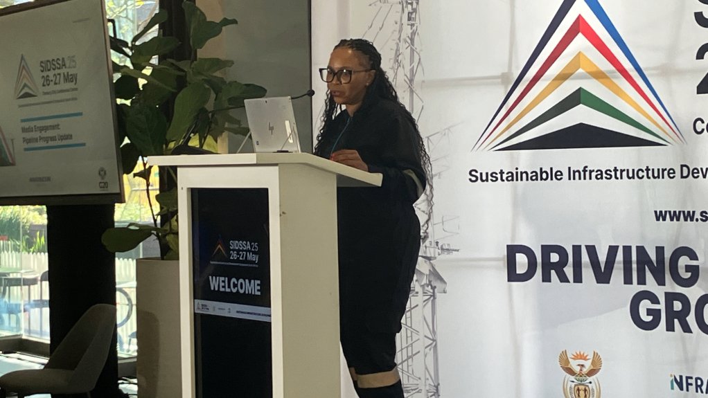 EngNewsZA's tweet photo. Infrastructure SA preparing 34 projects to come to the market before end-2026
#infrastructure #SIDSSA
https://t.co/J3Aw9yTTSZ https://t.co/rDkNRpjMiJ