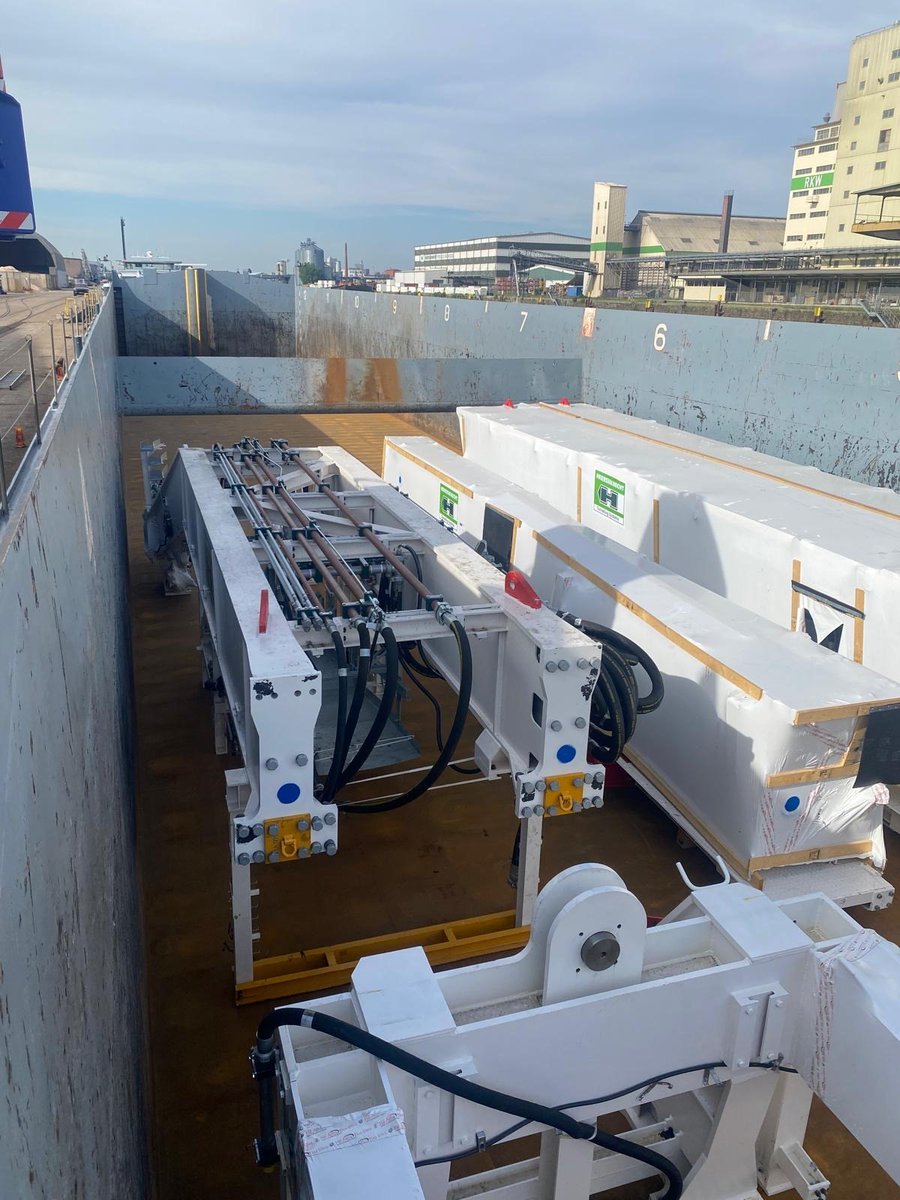 Two of the Ontario Line's first tunnel boring machines are all packed up and ready to set sail for Ontario!
Follow along here to be part of the journey.
