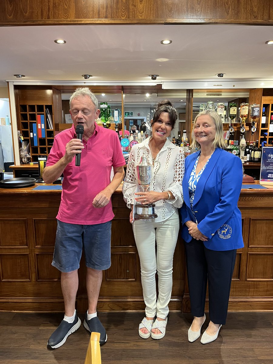 Winners of the mixed centenary trophy today with 47 points! Our Captain, Gillian Heap, presents the trophy to Patrick and Amanda Bancroft.