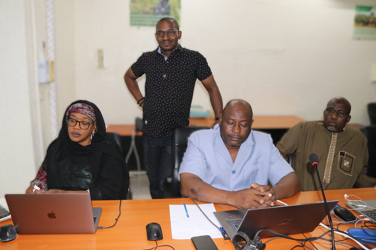 FAO au Niger (@faoniger) on Twitter photo Le #Niger accélère la mise en œuvre de l'Enquête agricole annuelle (EPER) avec soutien de <a href="/50x2030/">The 50x2030 Initiative</a> ! Cette semaine, atelier pour préparer EPER 2025 🎯 Au programme: digitalisation des questionnaires, outils de suivi, renforcement des compétences pour une collecte optimale. 💻📊 Le #Niger accélère la mise en œuvre de l'Enquête agricole annuelle (EPER) avec soutien de <a href="/50x2030/">The 50x2030 Initiative</a> ! Cette semaine, atelier pour préparer EPER 2025 🎯 Au programme: digitalisation des questionnaires, outils de suivi, renforcement des compétences pour une collecte optimale. 💻📊
