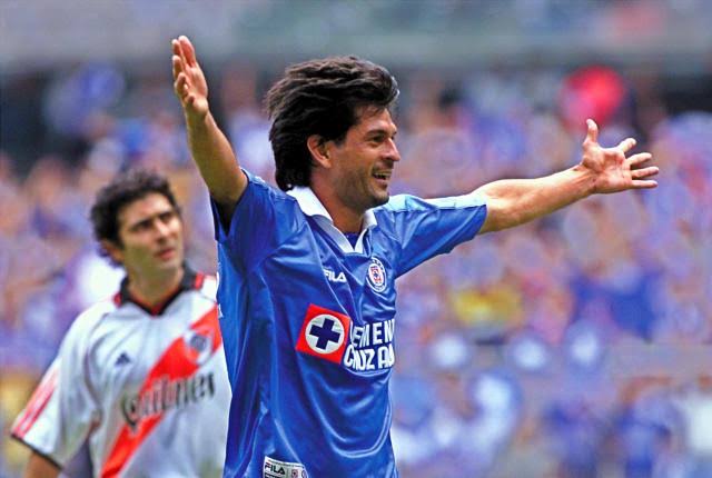 Yo siempre lo dije si cruz azul no es campeón me encantaría que lo fuera el <a href="/TolucaFC/">Toluca FC</a> mucho cariño para ese club desde que nos prestaron aún diablo vestido de azul en esa copa libertadores.
