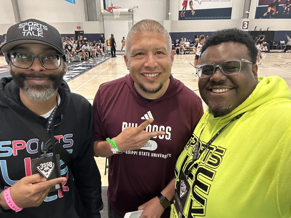 🐶🔥 Fred Castro, Associate Head Coach at Mississippi State and proud You Got Next alum, was in the building repping the Bulldogs with pride and purpose! 🏀💪

Coach Castro brings elite experience, energy, and a winning mentality to Starkville — and it’s always love when we catch