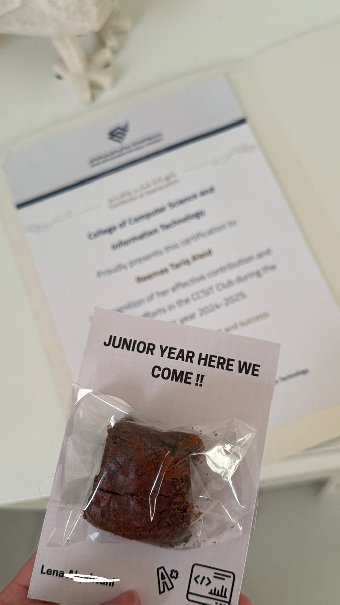 reii8__'s tweet photo. Finallyyyyyyy✨
Sophomore year is over. https://t.co/nQgfdUCOp0