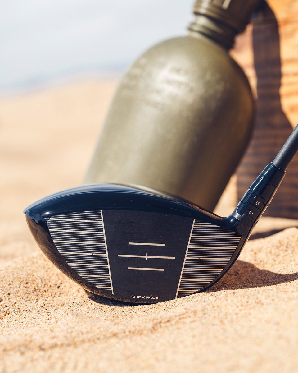 NUCLRGOLF's tweet image. 🚨⏳💣 #NEW — Callaway Golf unveils Elyte Sandstorm lineup of drivers.  

Are you digging this look?