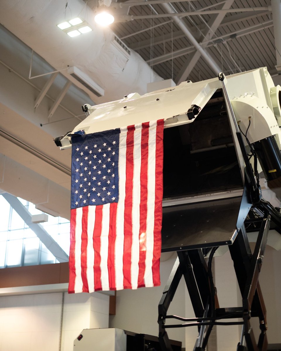 We pay tribute to the bravery and sacrifice of our fallen heroes. 🇺🇸 

#MemorialDay